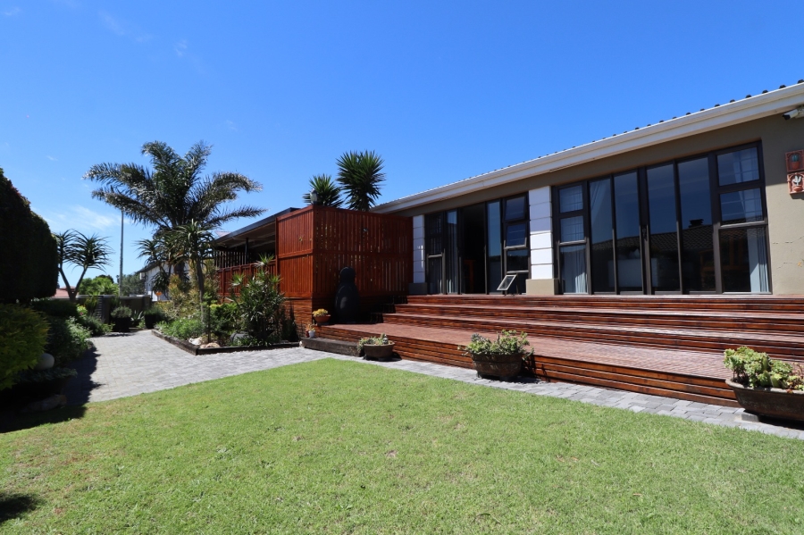 3 Bedroom Property for Sale in Kamma Heights Eastern Cape
